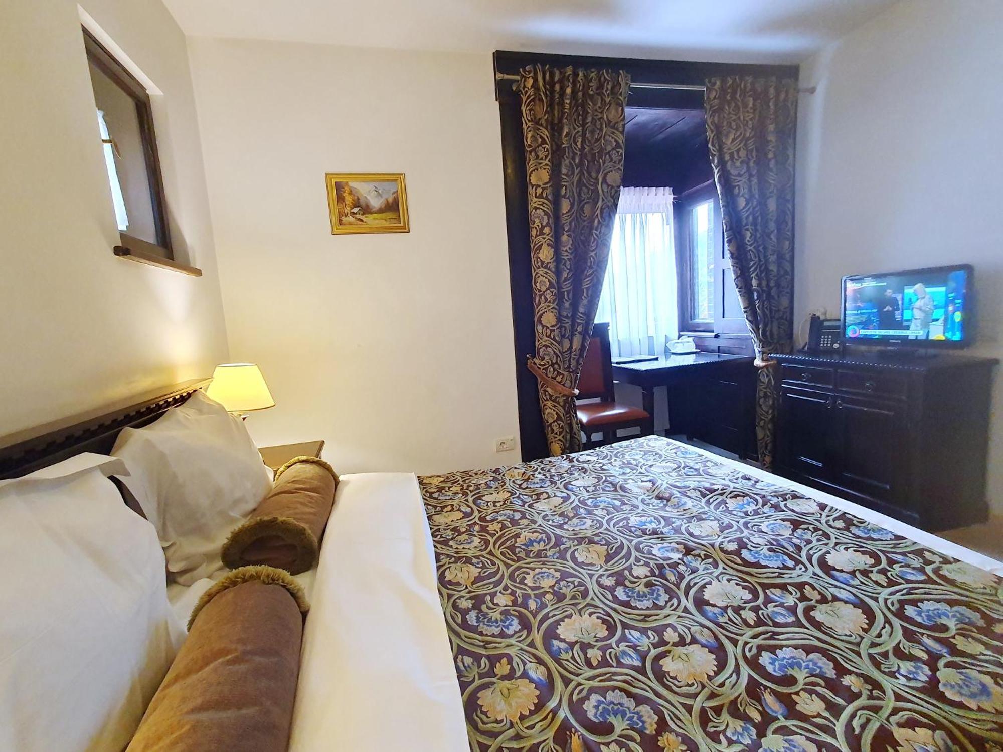 Vila Leonida - Resort Leonida Buşteni Εξωτερικό φωτογραφία