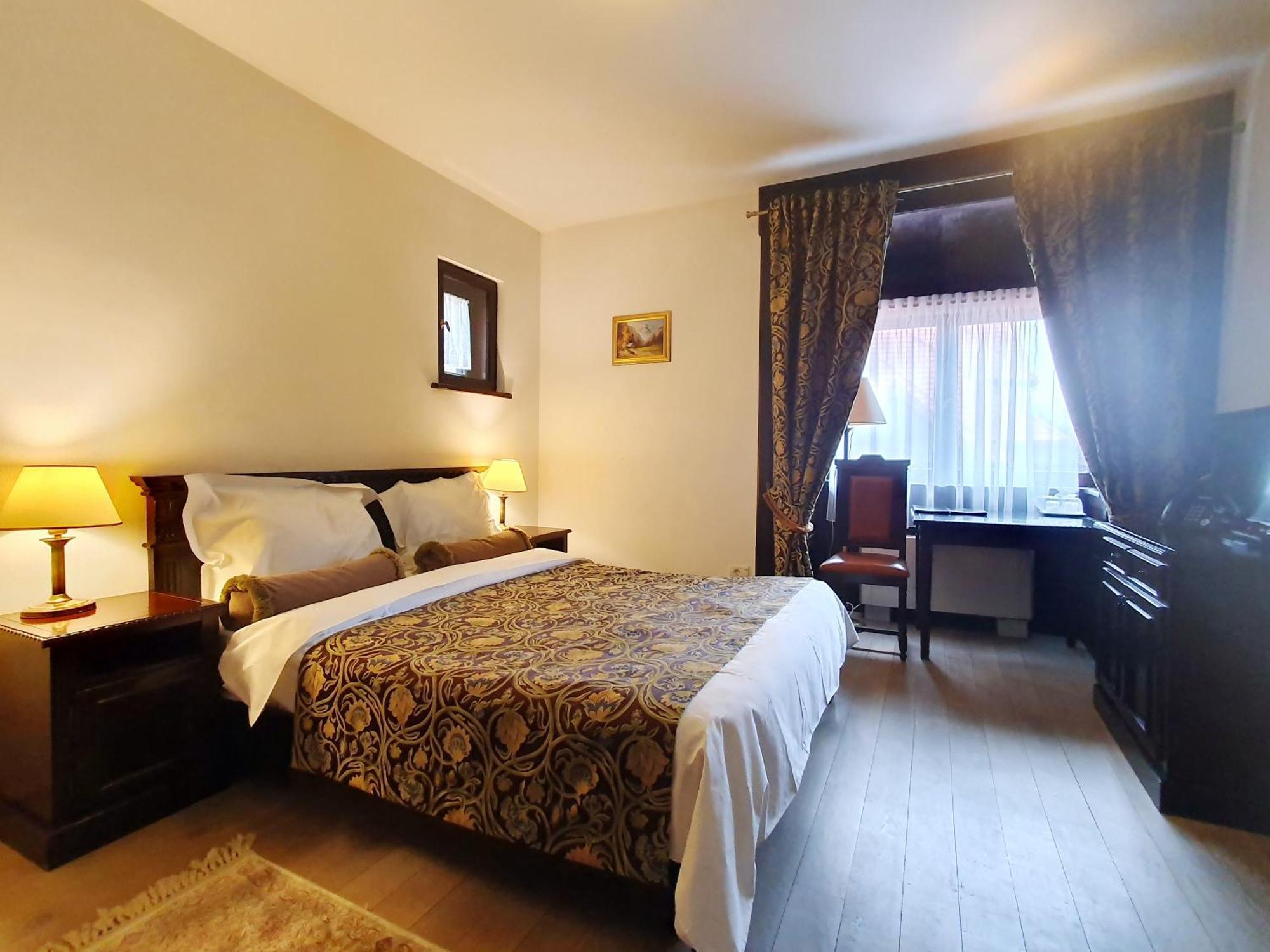 Vila Leonida - Resort Leonida Buşteni Εξωτερικό φωτογραφία