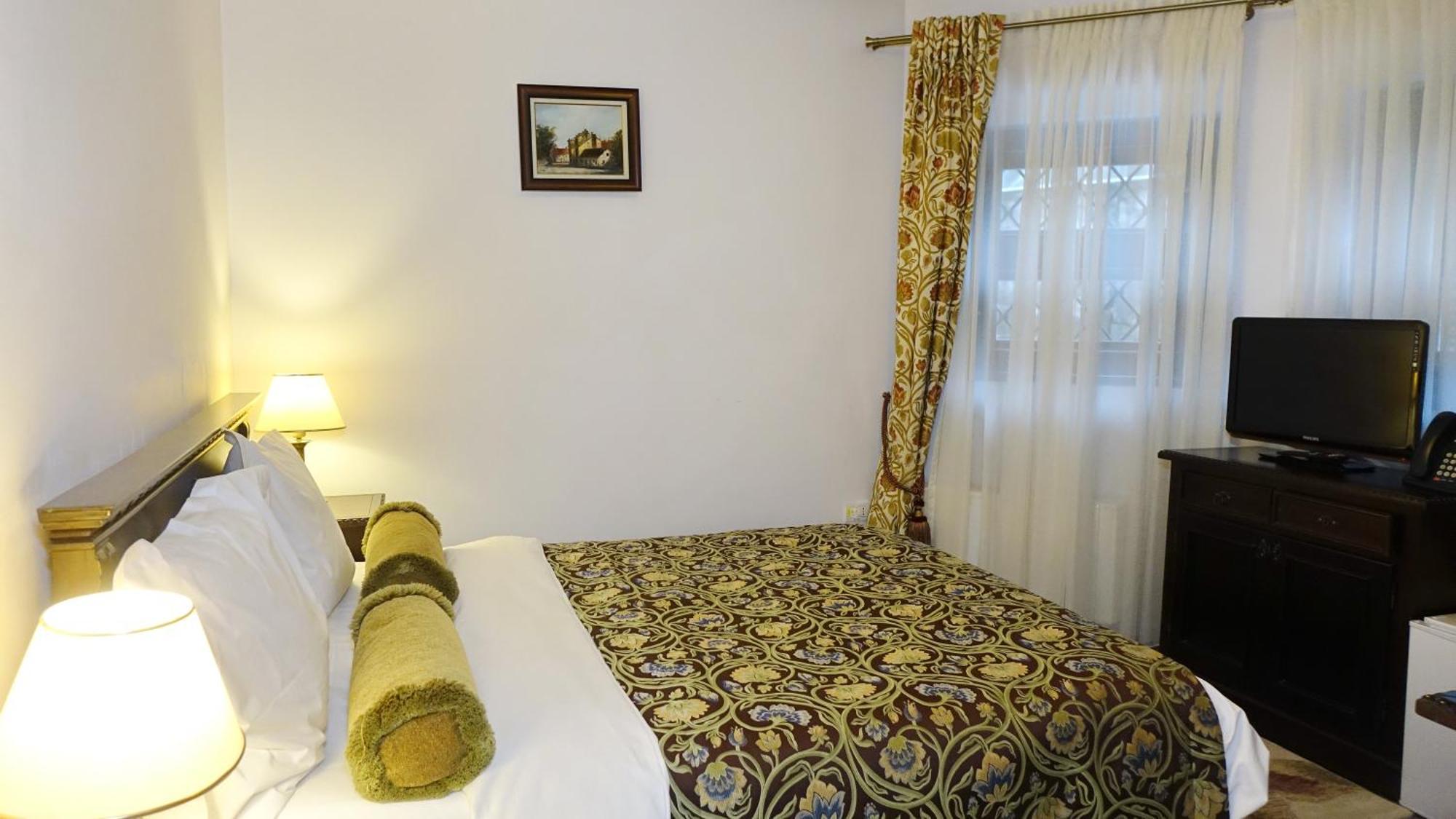 Vila Leonida - Resort Leonida Buşteni Εξωτερικό φωτογραφία