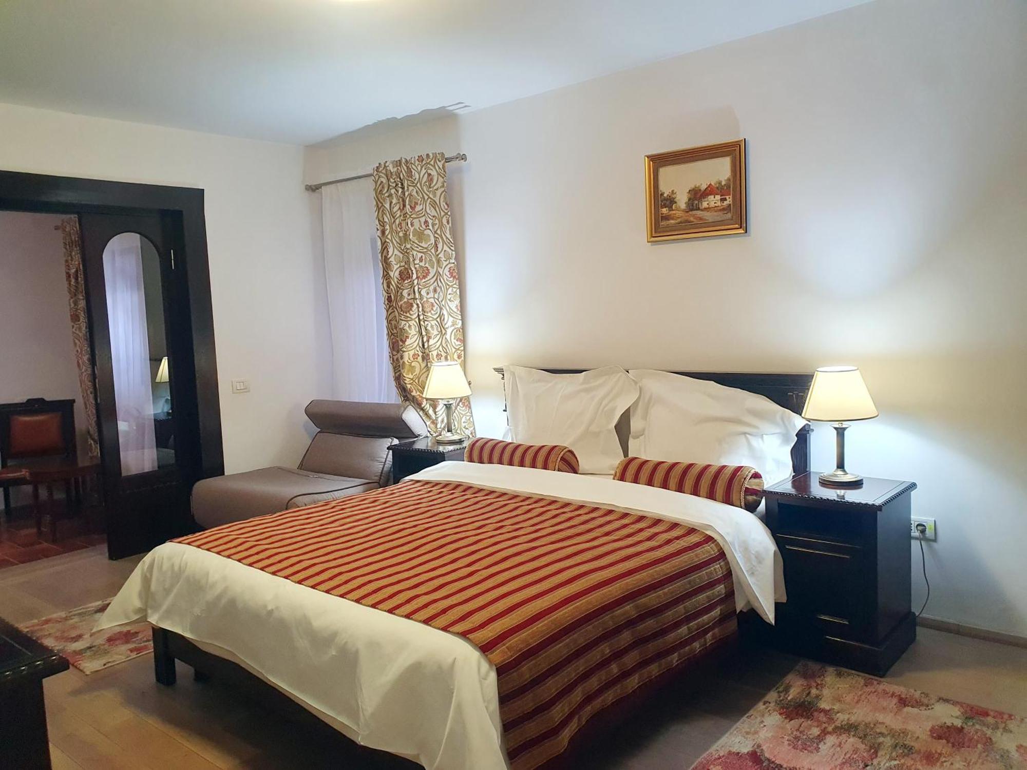 Vila Leonida - Resort Leonida Buşteni Εξωτερικό φωτογραφία