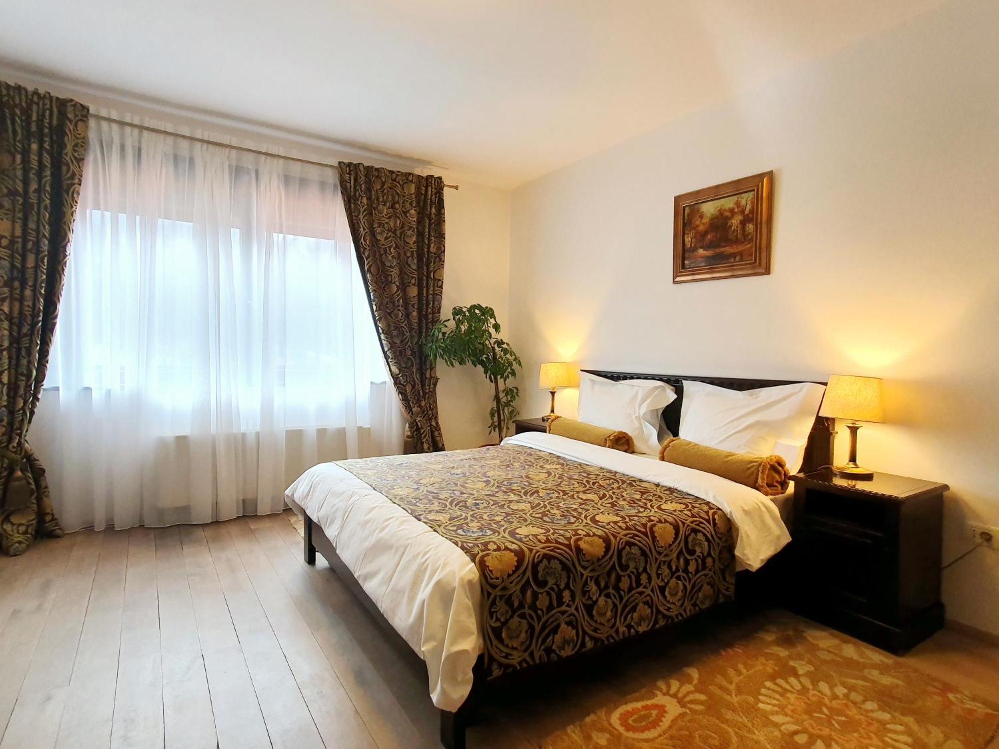 Vila Leonida - Resort Leonida Buşteni Εξωτερικό φωτογραφία
