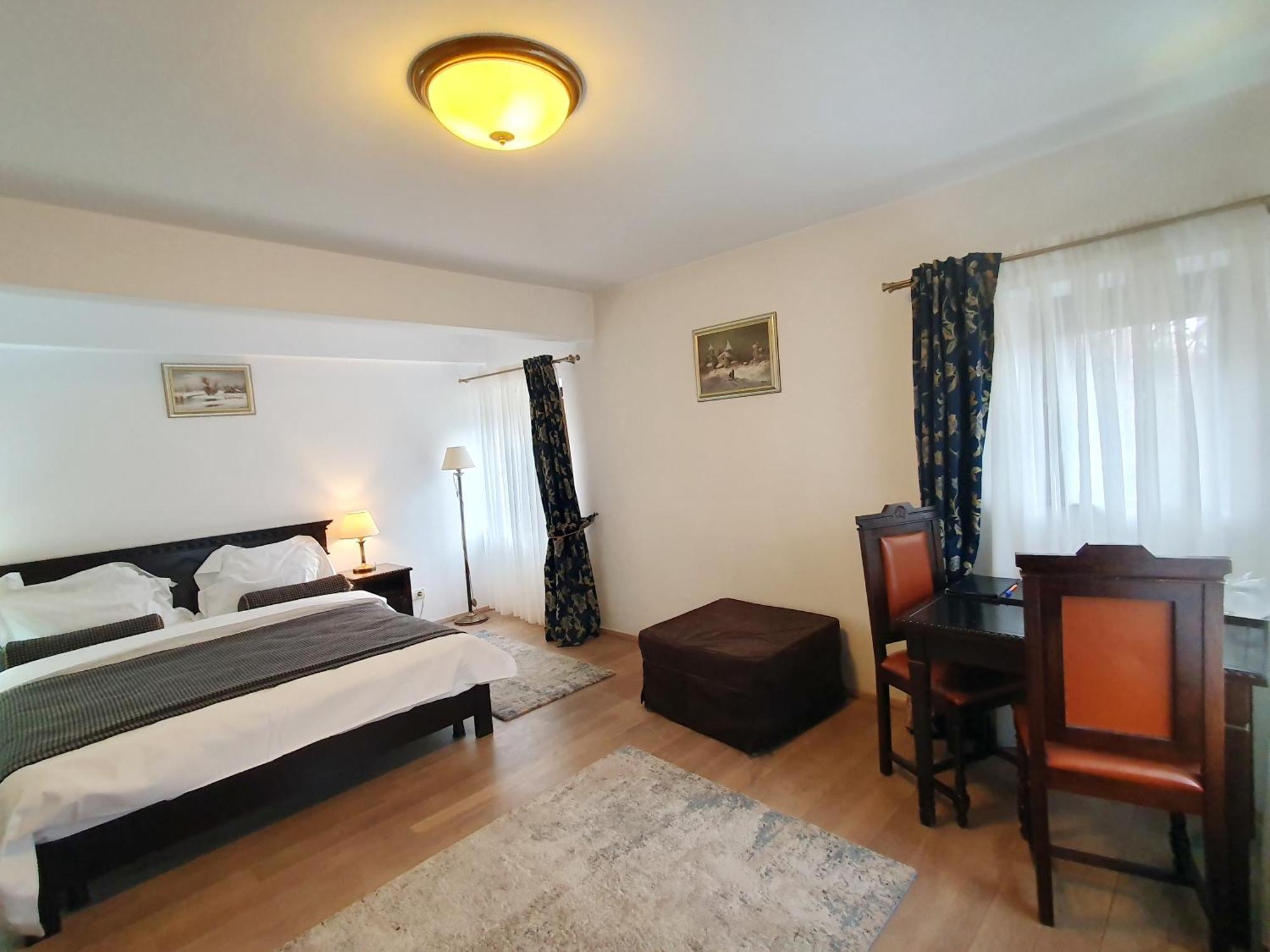 Vila Leonida - Resort Leonida Buşteni Εξωτερικό φωτογραφία